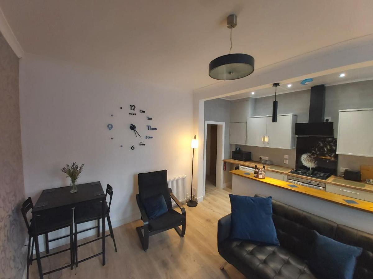 One Bedroom Flat, Very Close To Town Center. Обан Экстерьер фото
